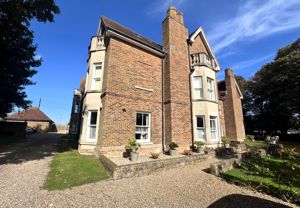 Photo 15- click for photo gallery